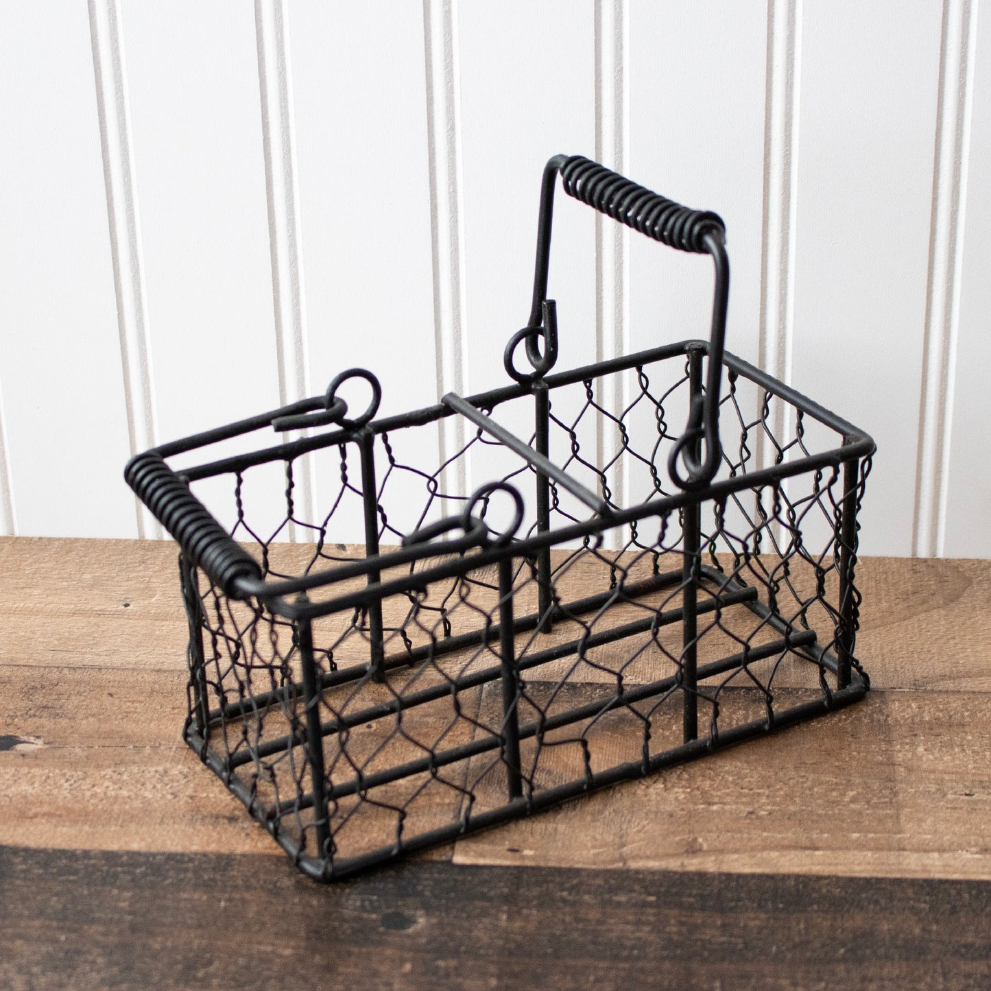 Chicken Wire Caddy for 2 Half Pint 8oz Mason Jars