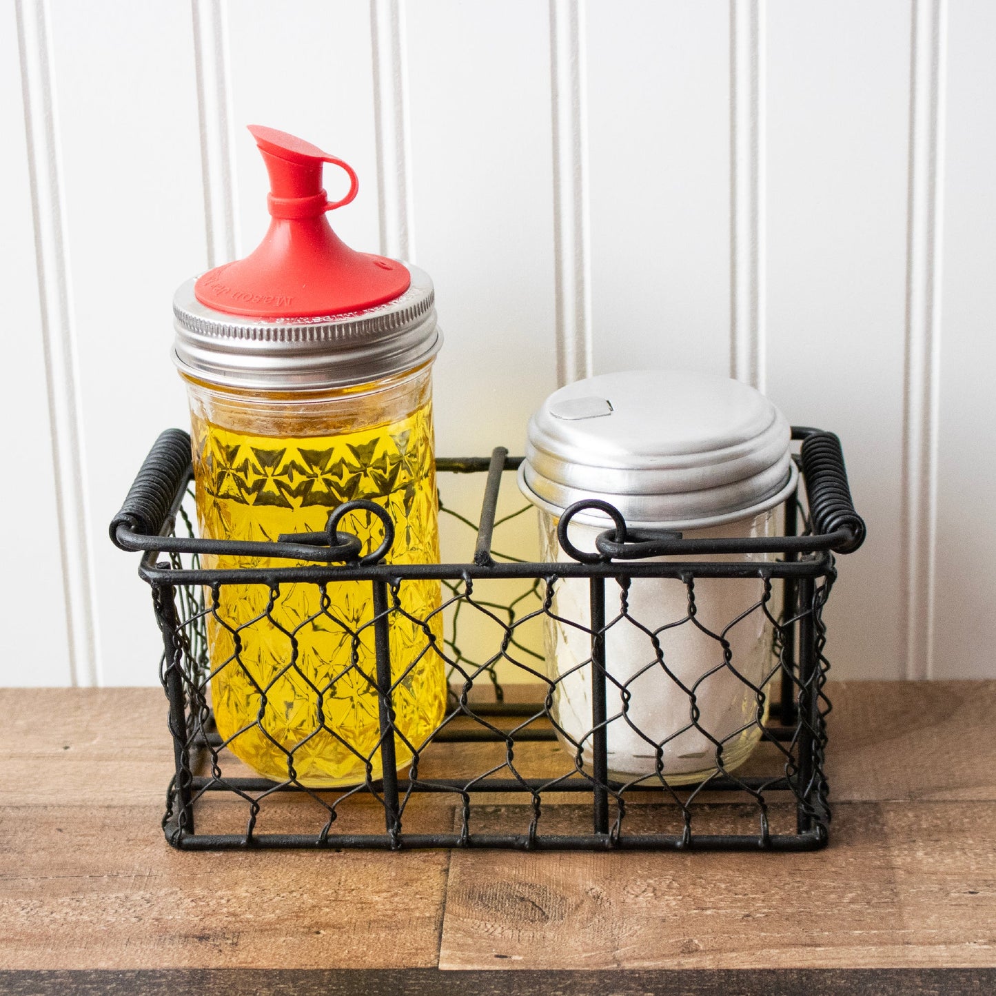 Chicken Wire Caddy for 2 Half Pint 8oz Mason Jars